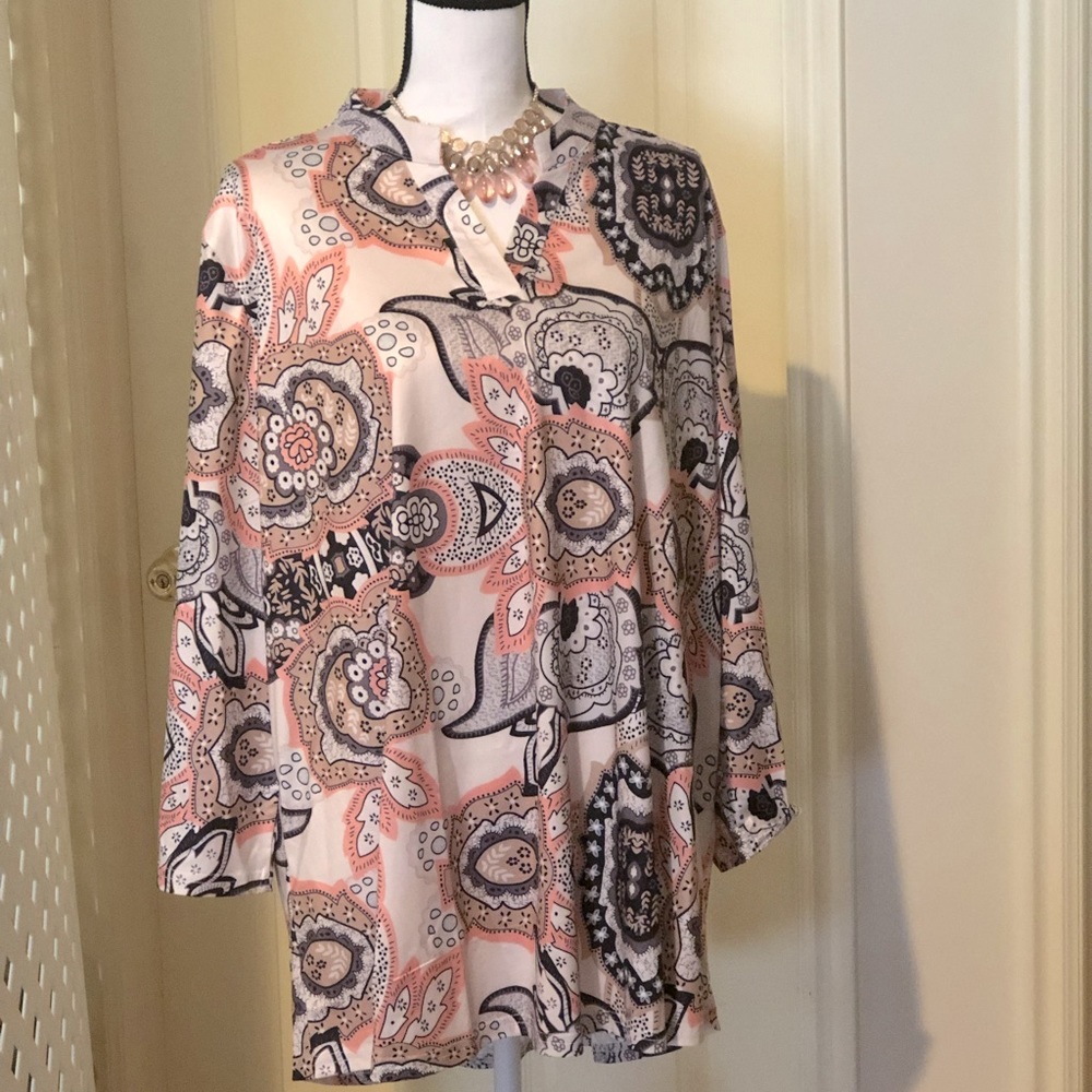 NWT HAUTE WOMEN’S TOP 2X